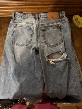PacSun Women's Light Blue Distressed Wide-Leg Low-rise Jeans